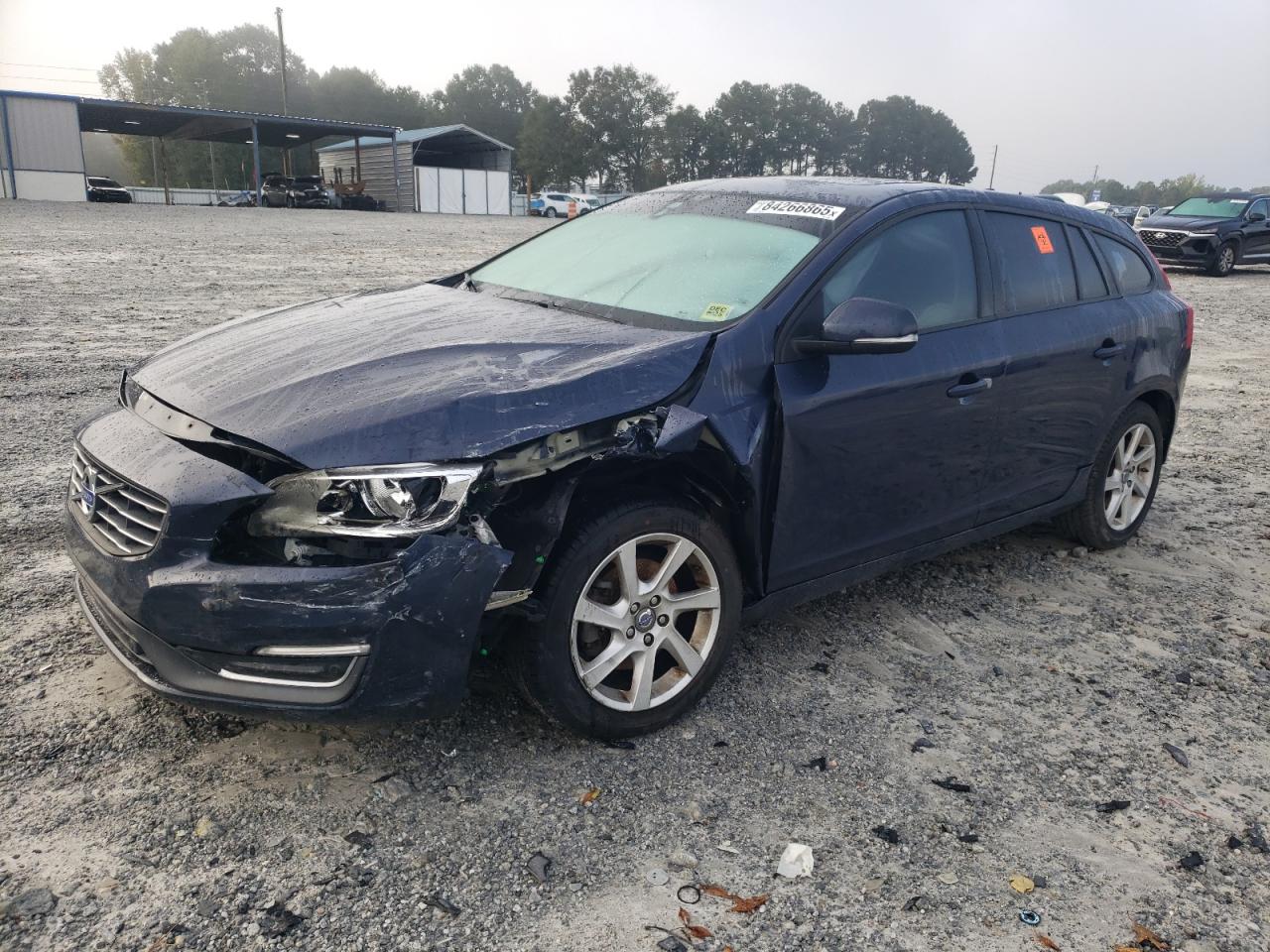 VOLVO V60 2015