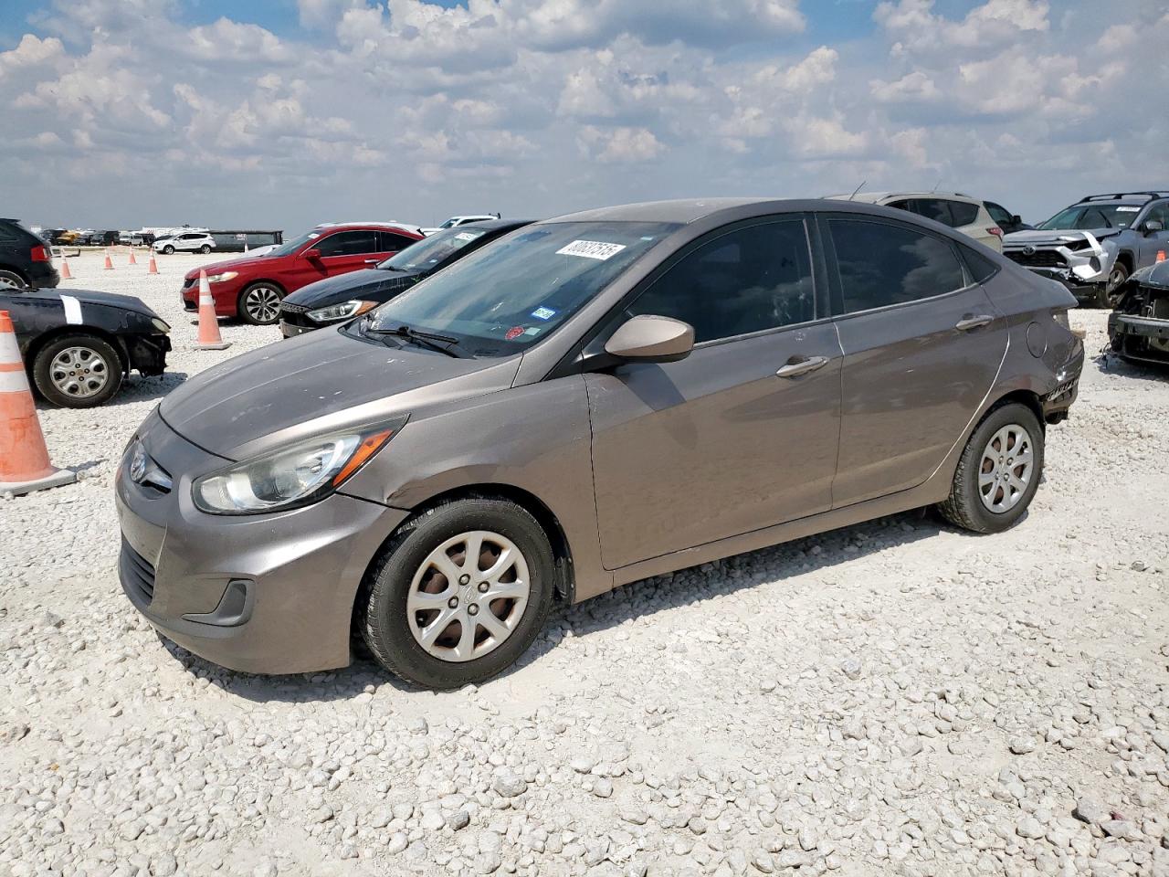 HYUNDAI ACCENT GLS 2014