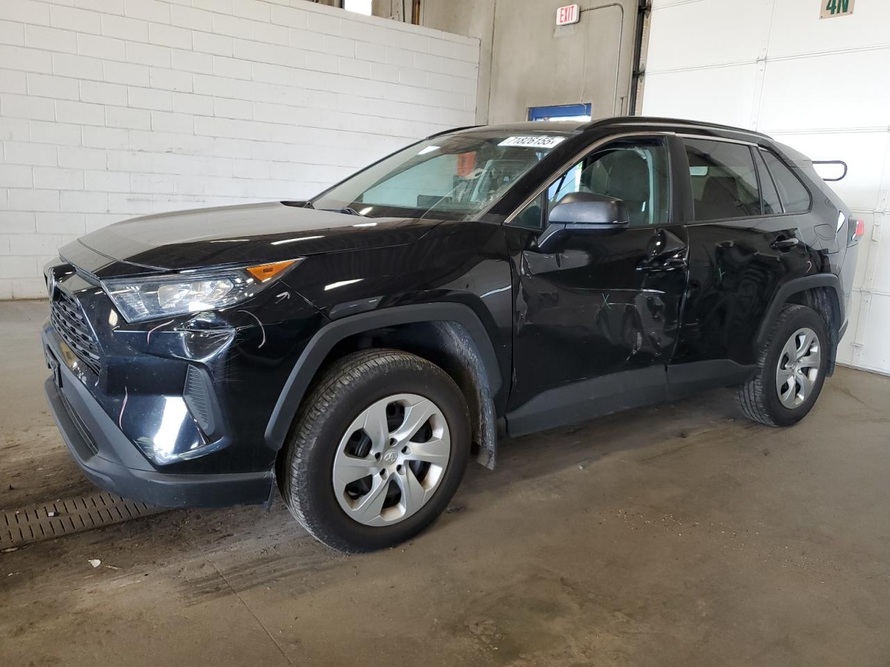 TOYOTA RAV4 LE 2019