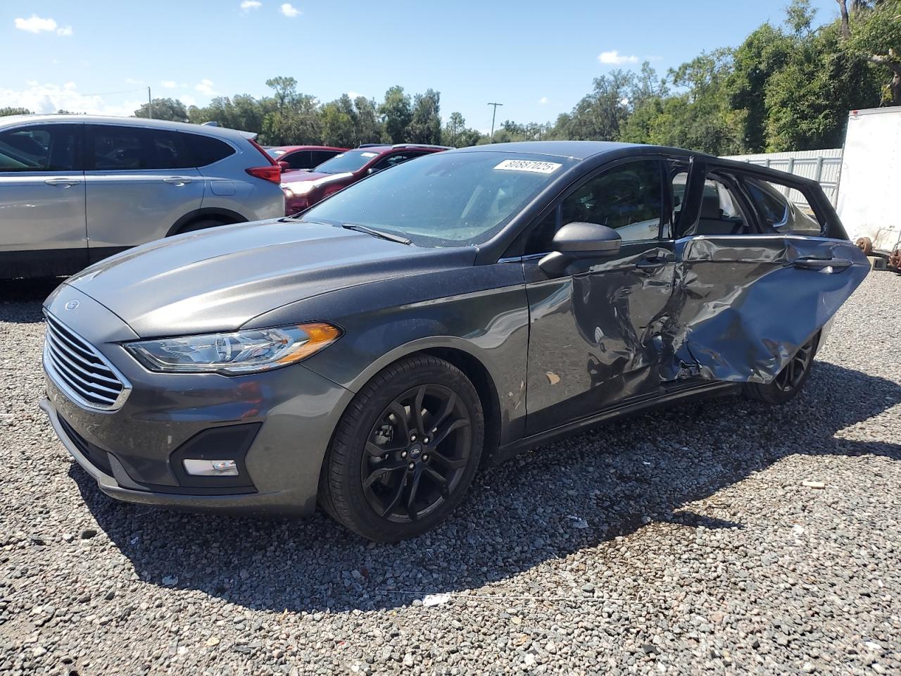FORD FUSION SE 2019