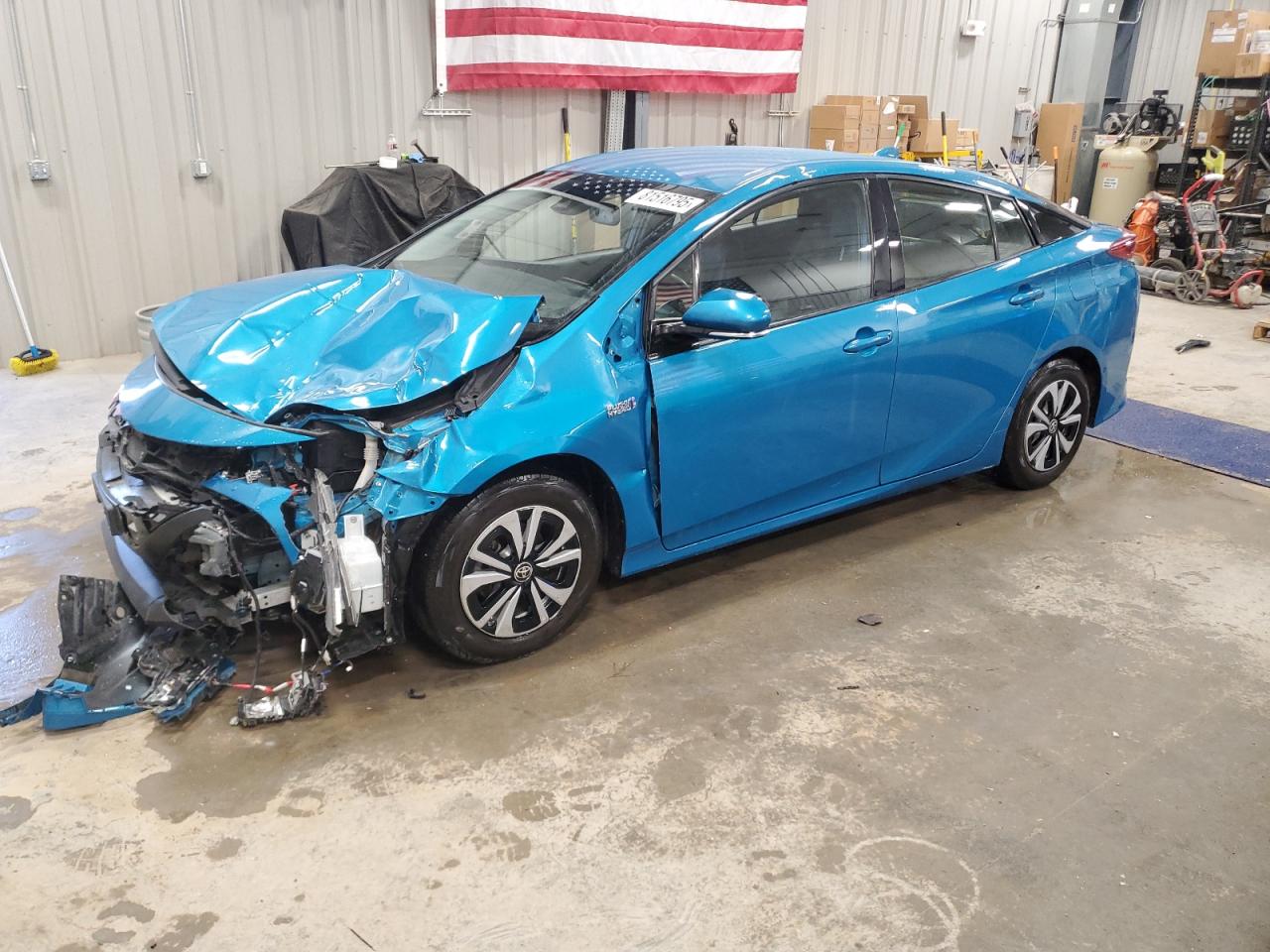 TOYOTA PRIUS PRIME 2019