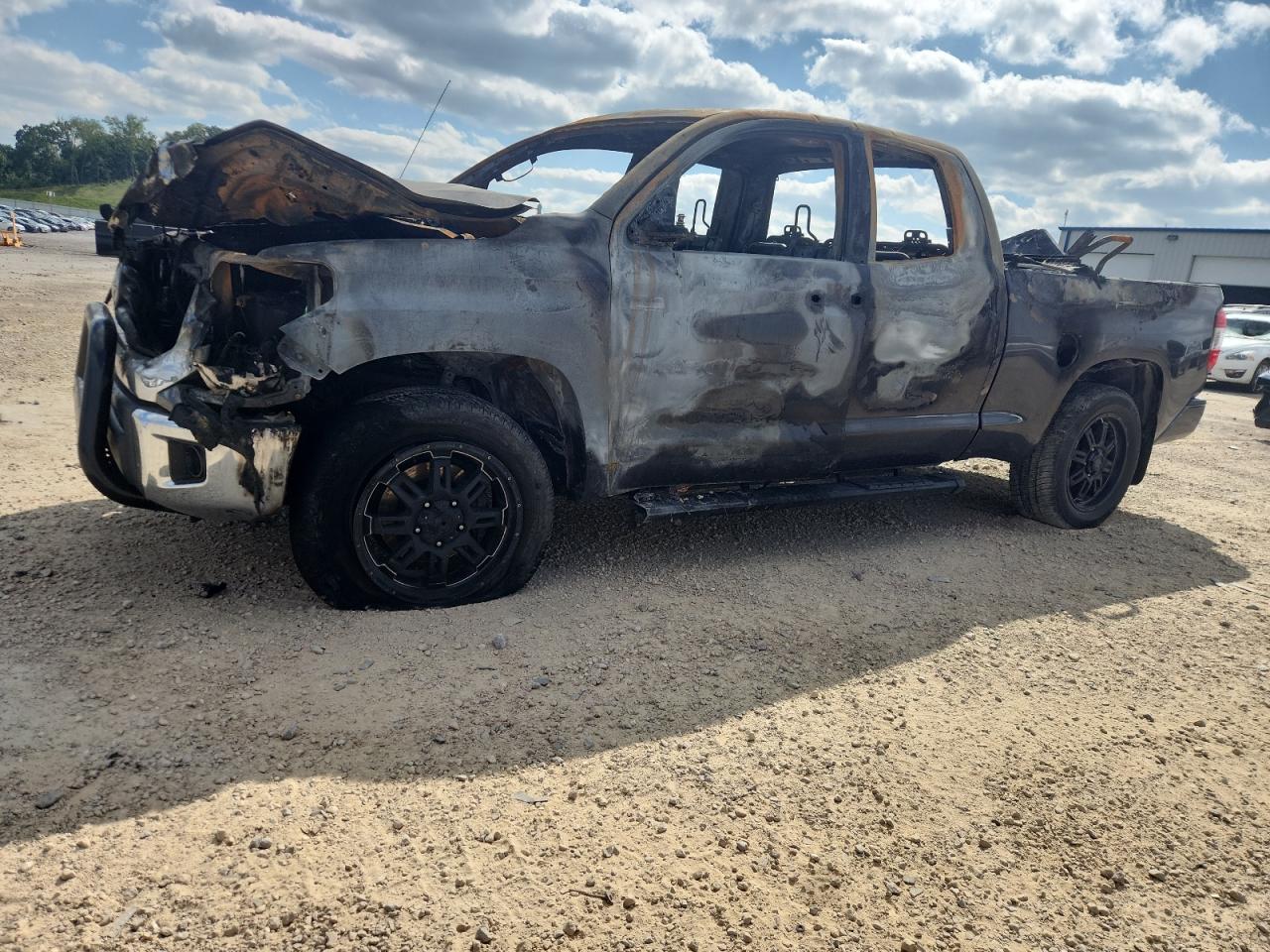 TOYOTA TUNDRA DOUBLE CAB SR 2014