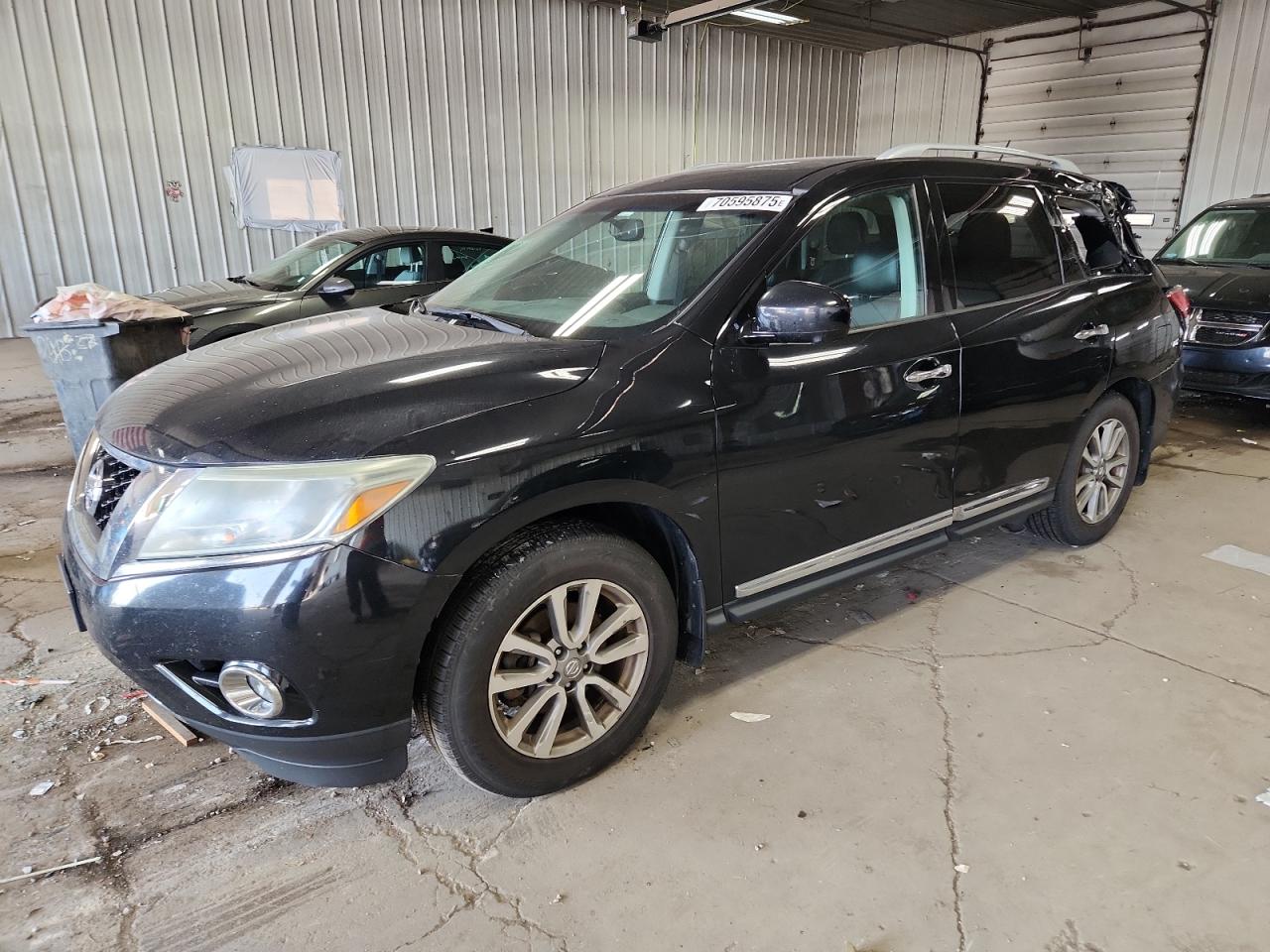 NISSAN PATHFINDER 2015