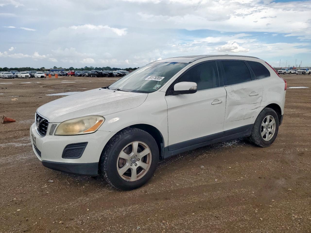 VOLVO XC60 2011