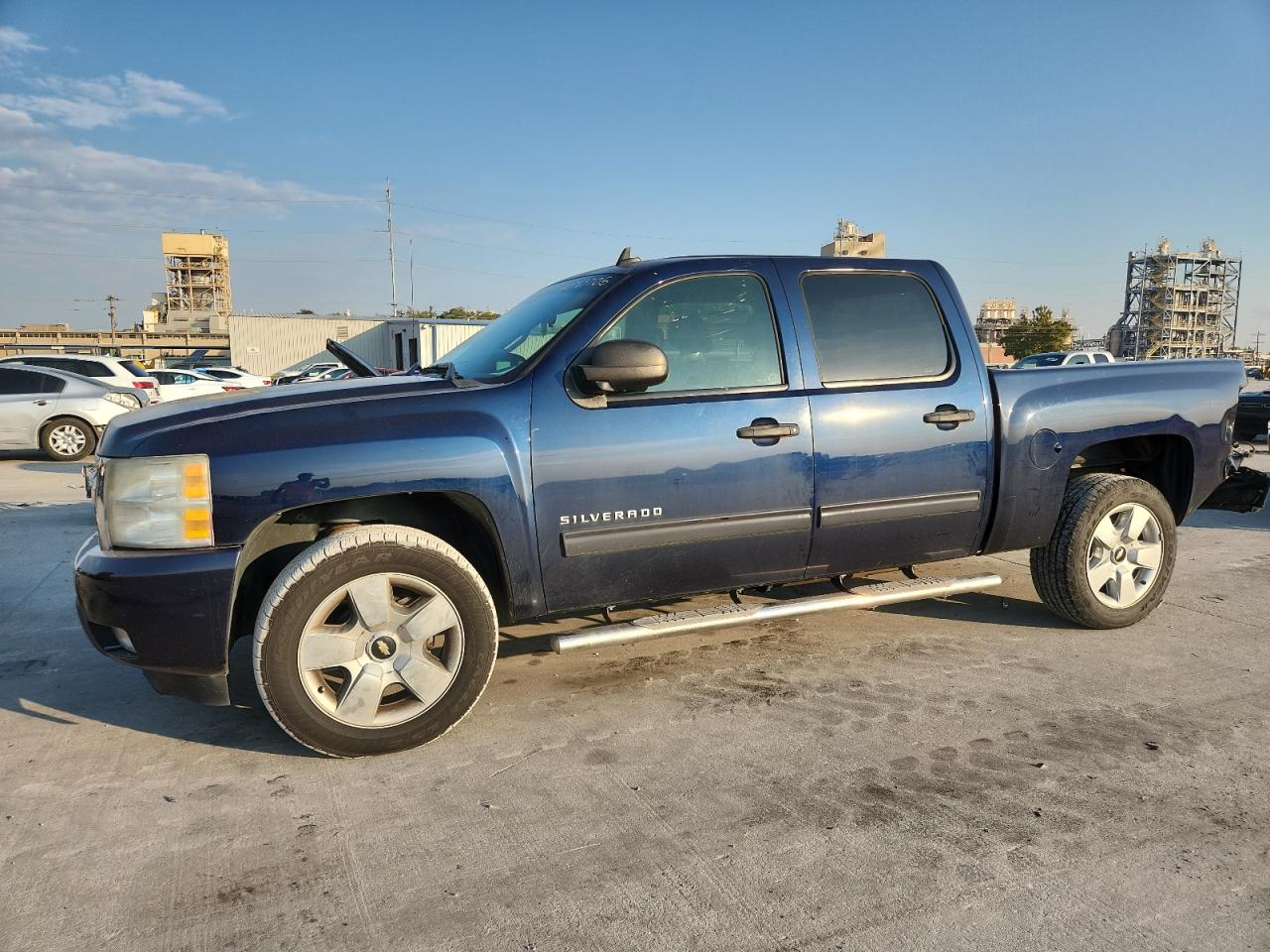 CHEVROLET SILVERADO 2011