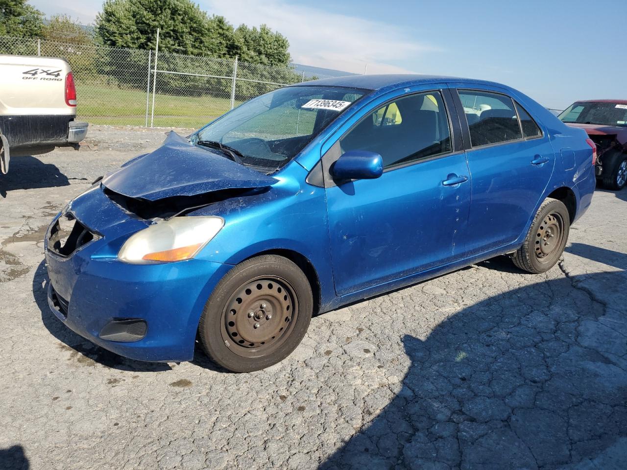 TOYOTA YARIS 2009
