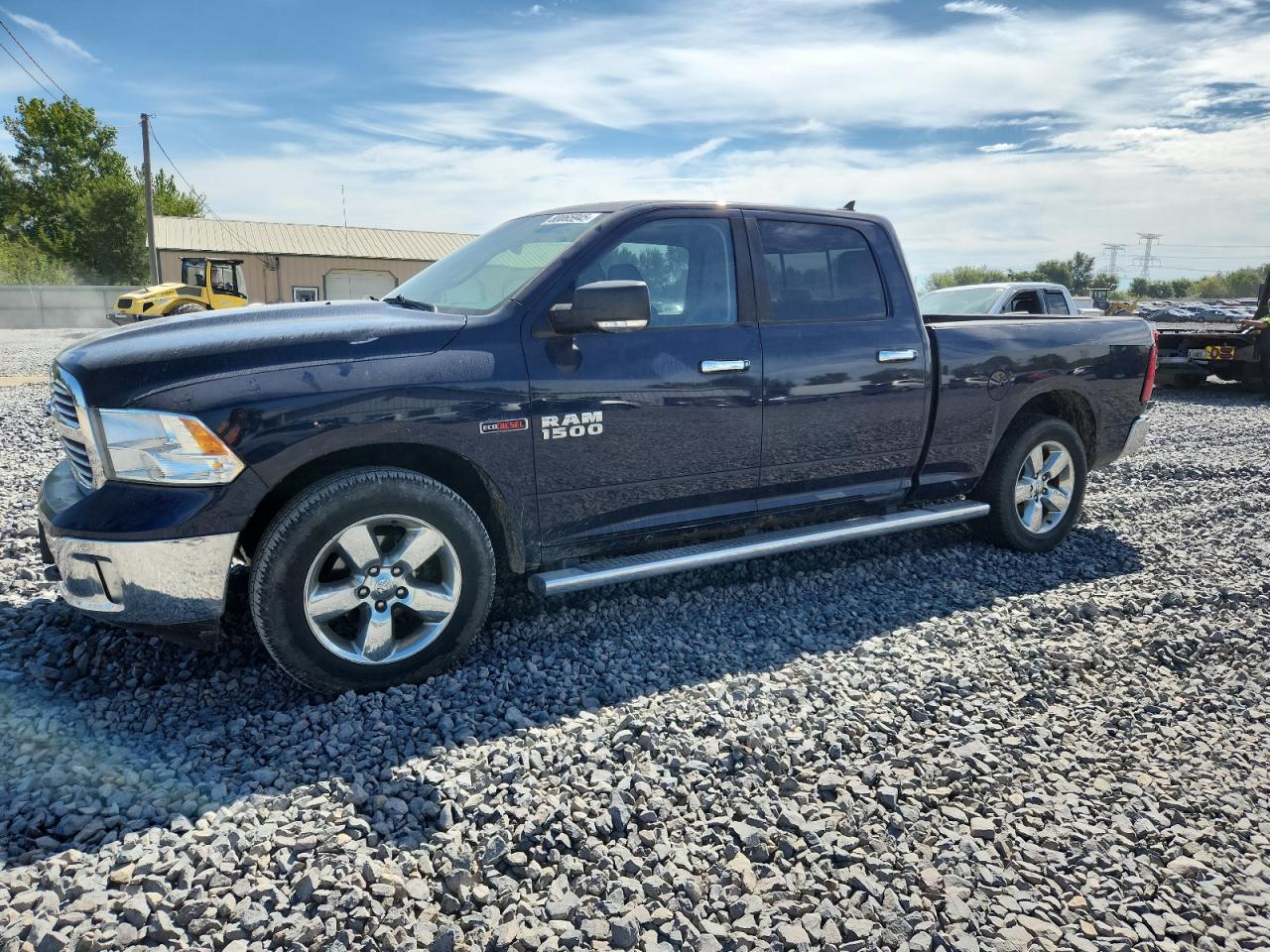 RAM 1500 SLT 2015