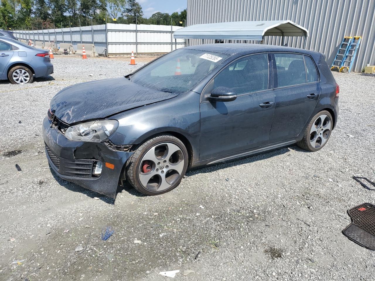 VOLKSWAGEN GTI 2011