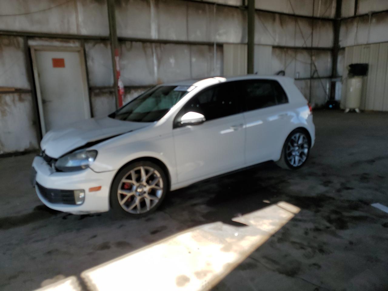 VOLKSWAGEN GTI 2013