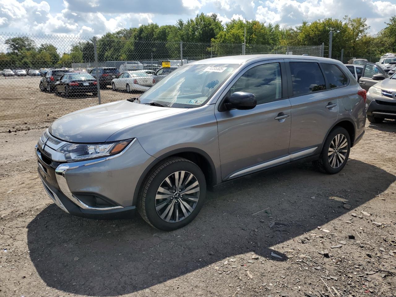 MITSUBISHI OUTLANDER 2019