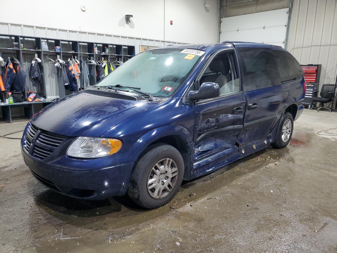 DODGE GRAND CARAVAN 2005