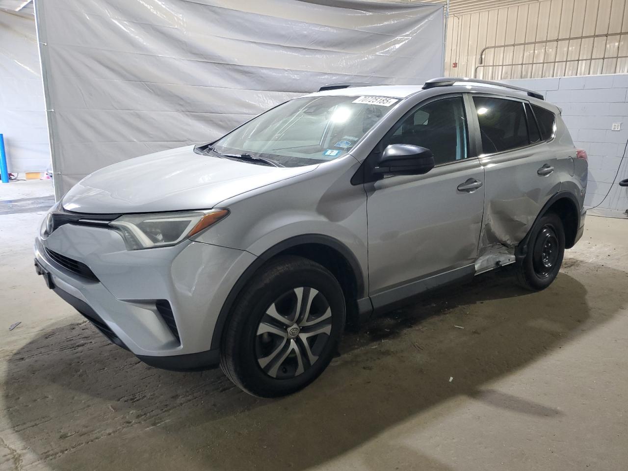 TOYOTA RAV4 LE 2017