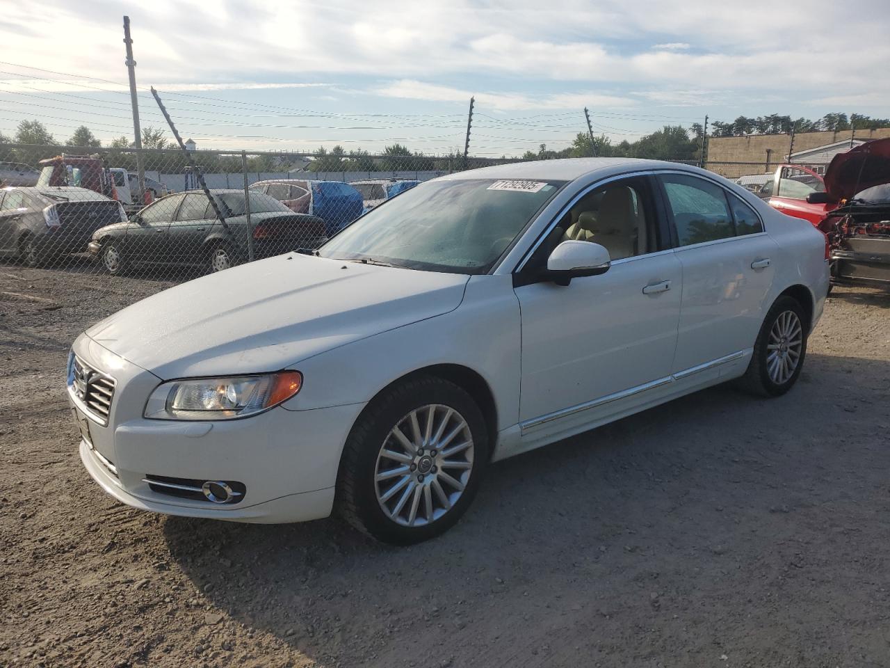 VOLVO S80 3.2 2012
