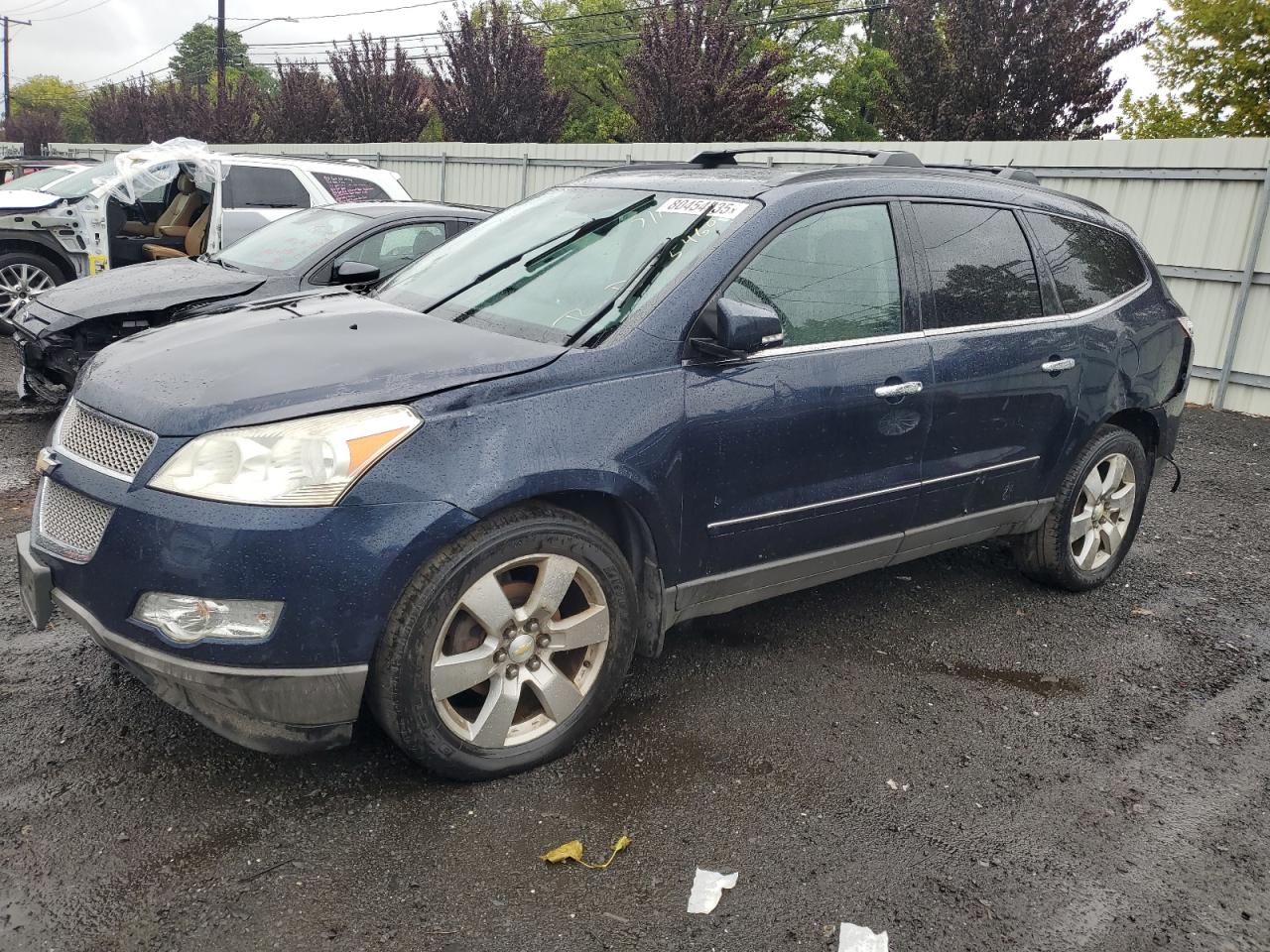 CHEVROLET TRAVERSE L 2011