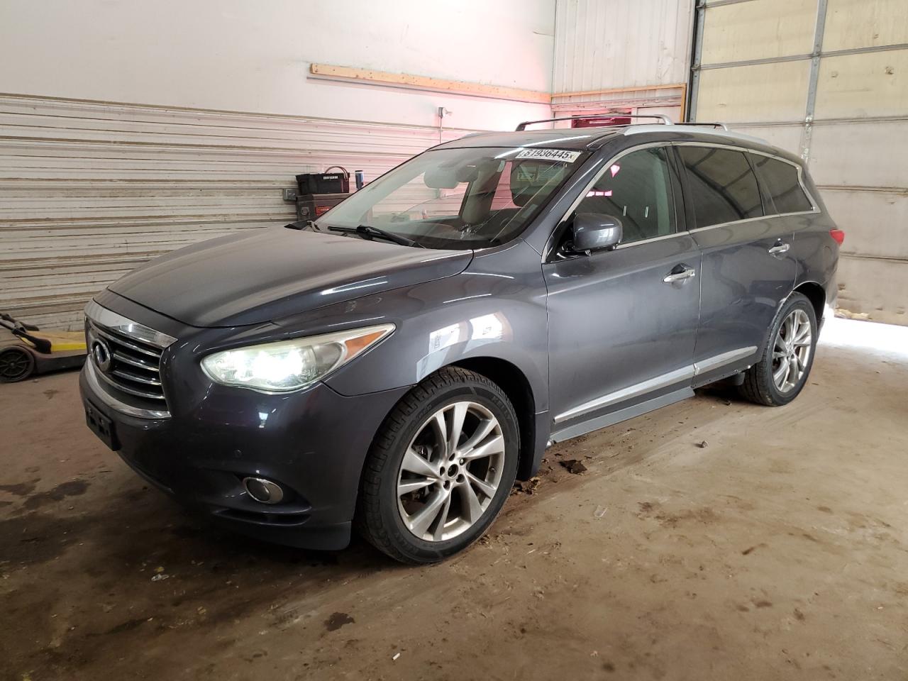 INFINITI JX35 2013