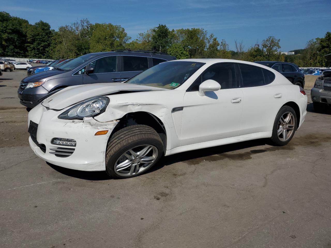 PORSCHE PANAMERA 2 2011
