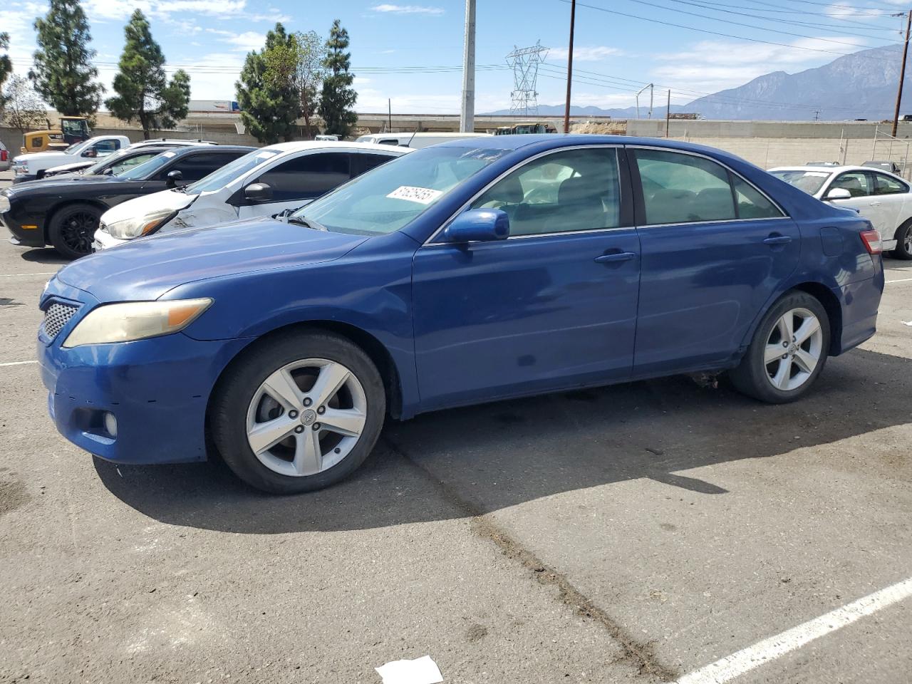 TOYOTA CAMRY BASE 2010