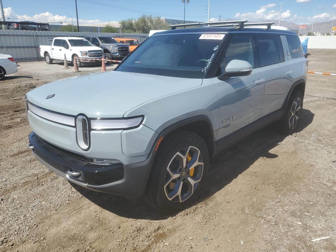RIVIAN R1S ADVENT 2024