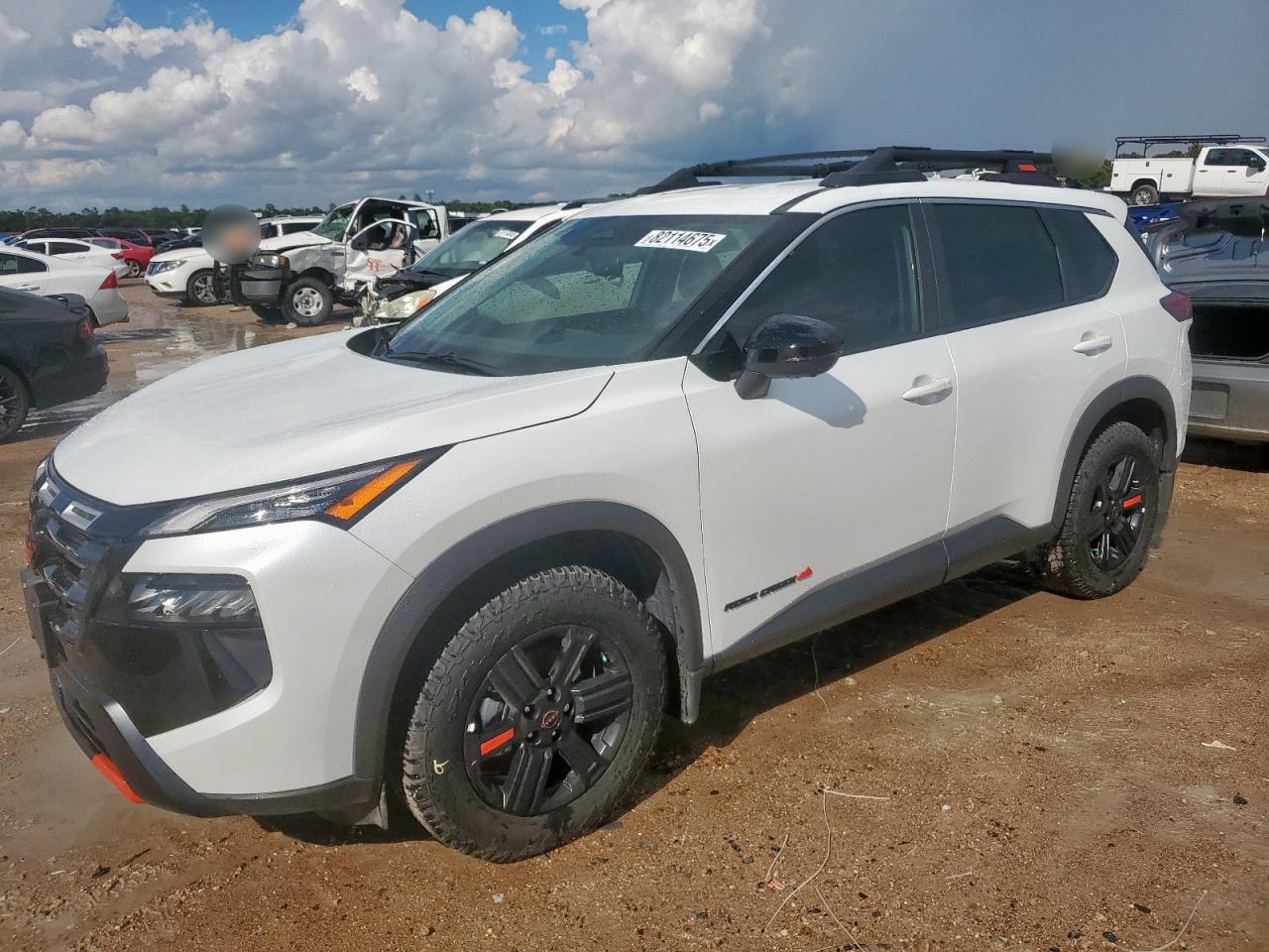 NISSAN ROGUE SV 2025