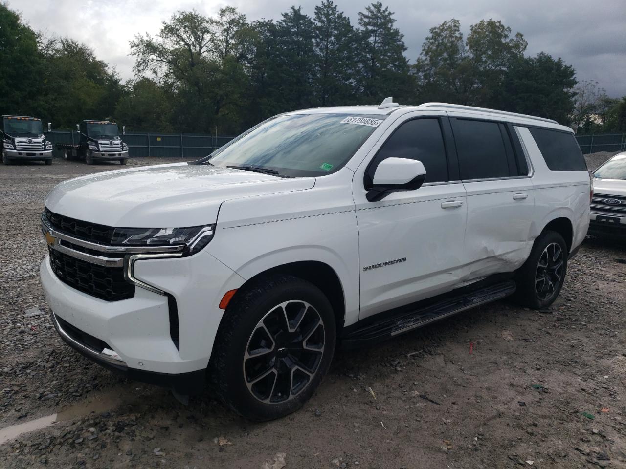 CHEVROLET SUBURBAN 2023