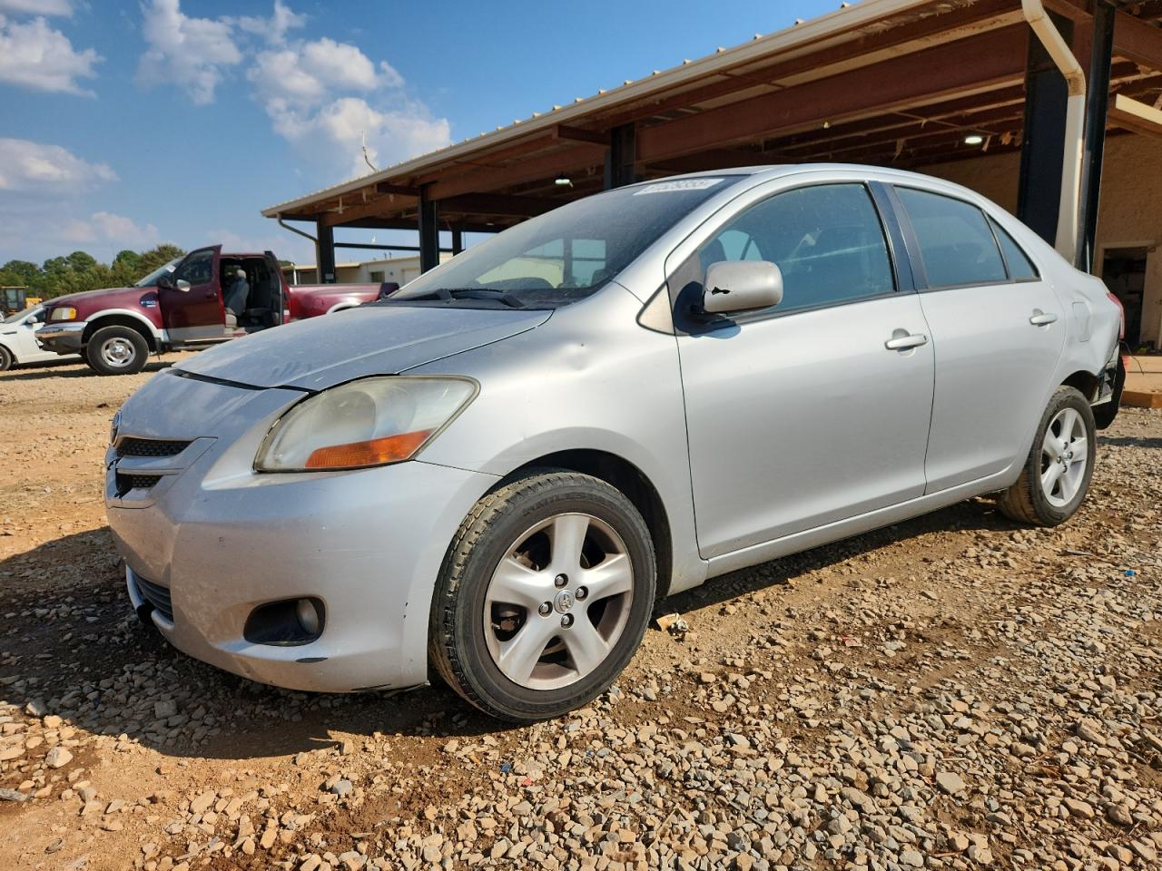 TOYOTA YARIS 2008