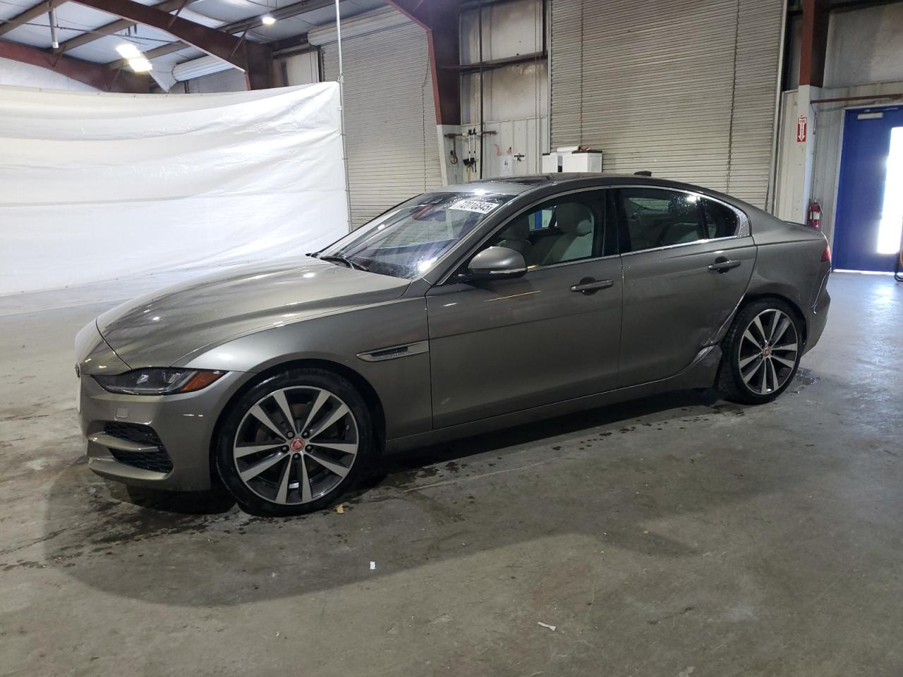 JAGUAR XE S 2020