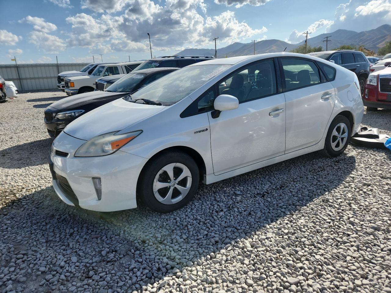 TOYOTA PRIUS 2013