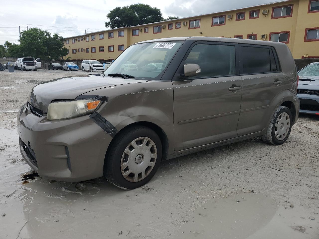 TOYOTA SCION XB 2012
