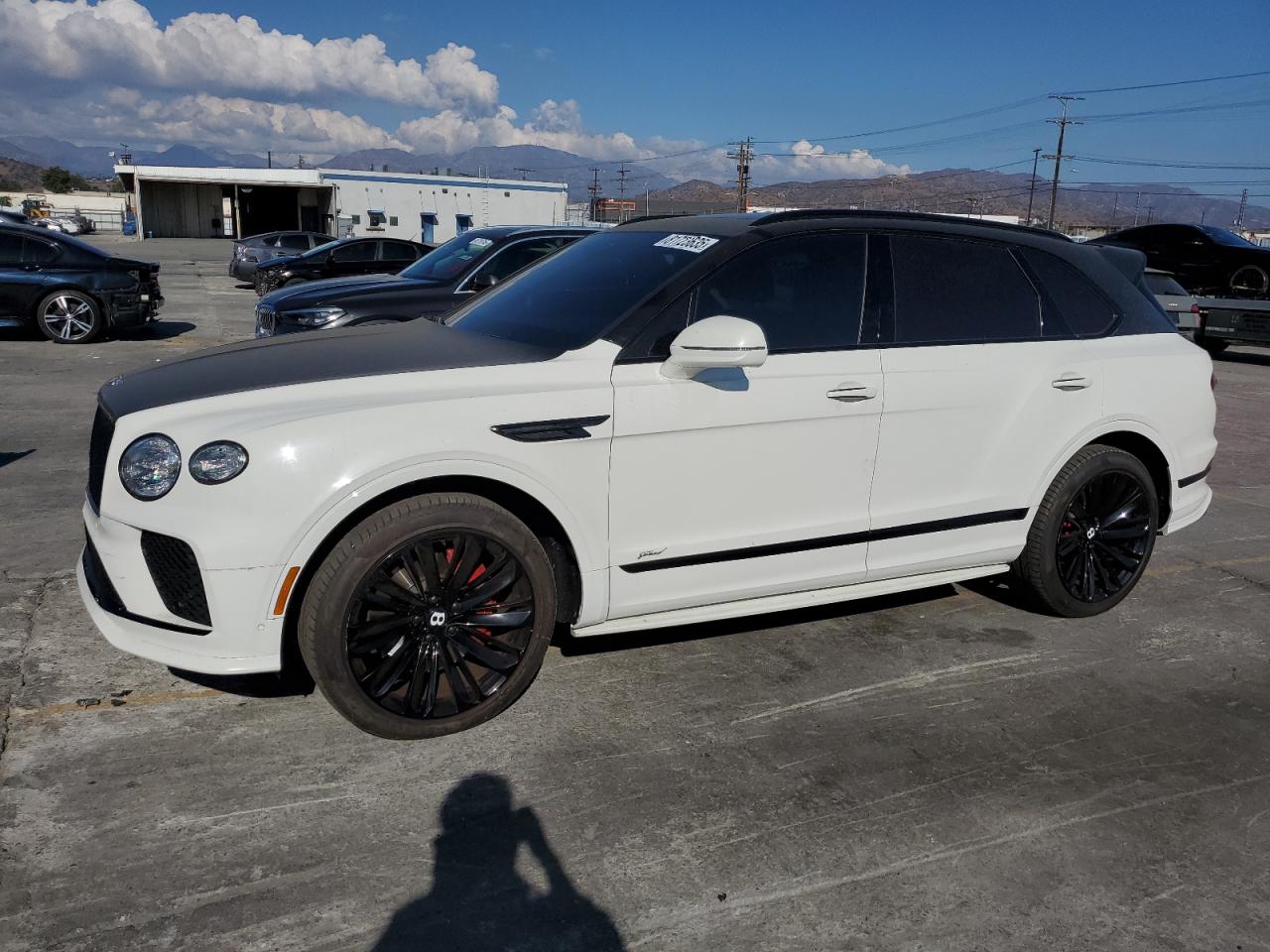BENTLEY BENTAYGA 2021