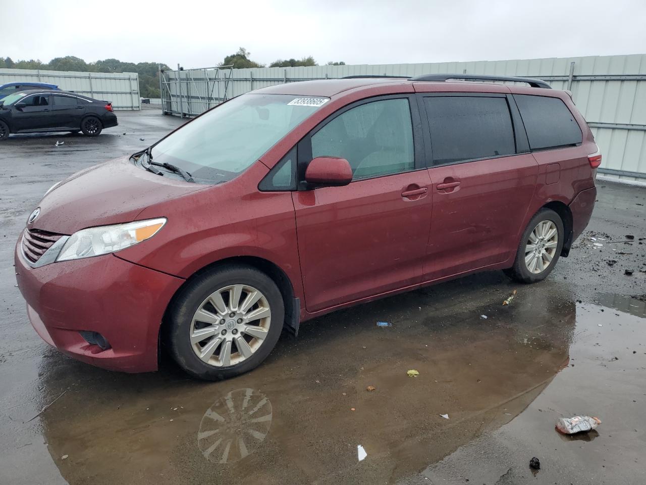 TOYOTA SIENNA 2015