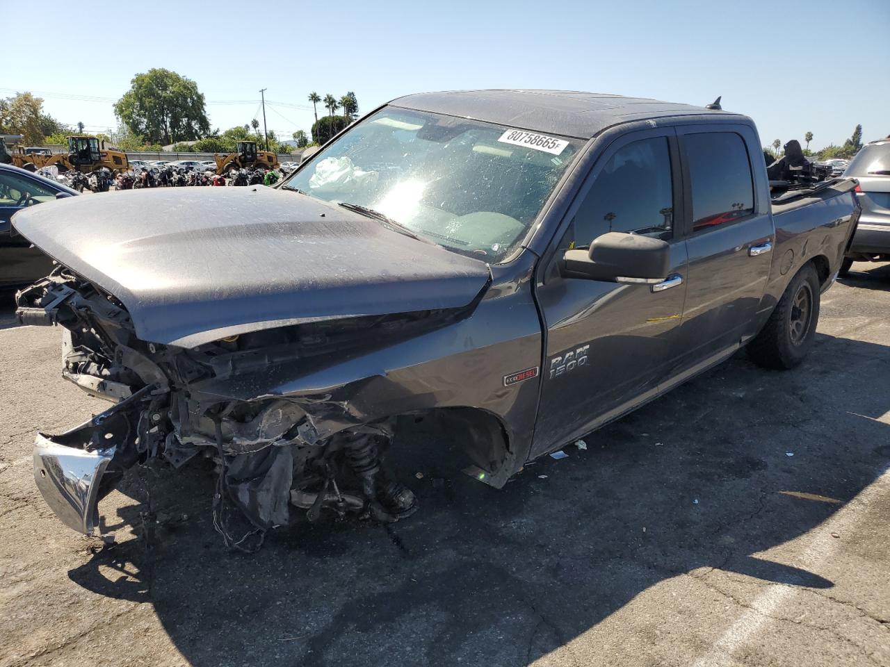 RAM 1500 SLT 2015