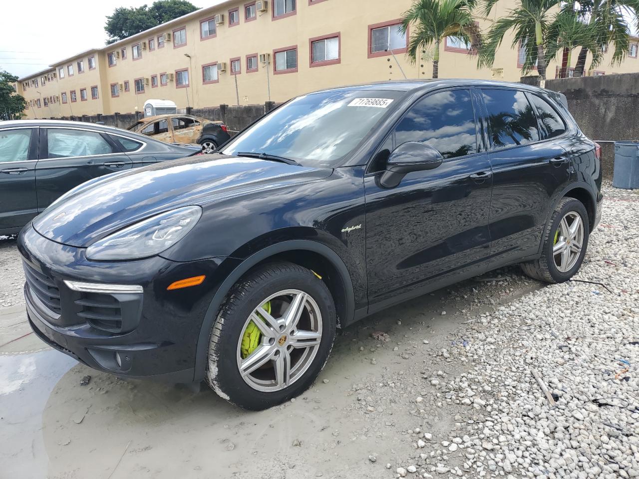 PORSCHE CAYENNE SE 2015