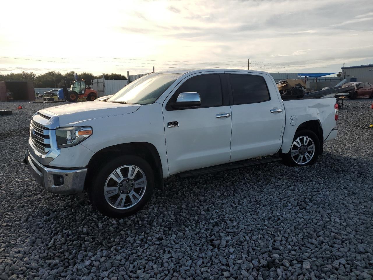 TOYOTA TUNDRA CRE 2018