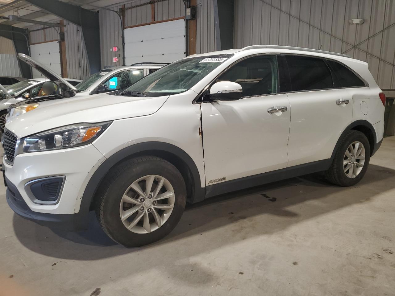 KIA SORENTO LX 2016