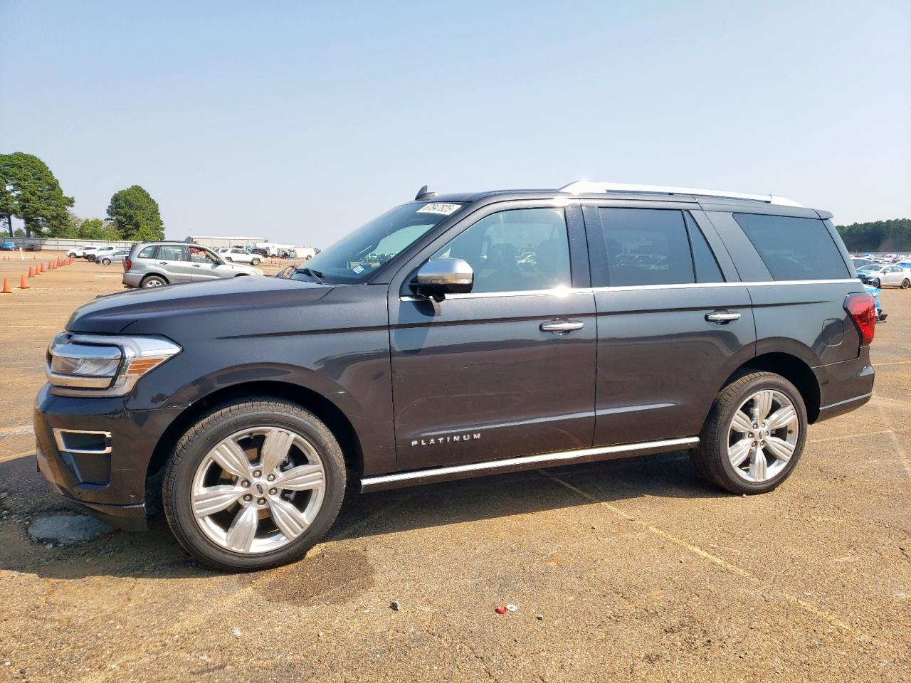 FORD EXPEDITION 2023