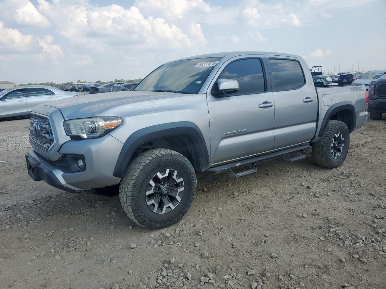 TOYOTA TACOMA DOU 2017