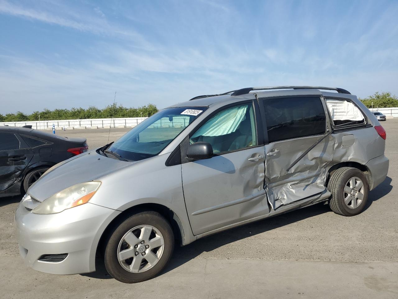 TOYOTA SIENNA CE 2007