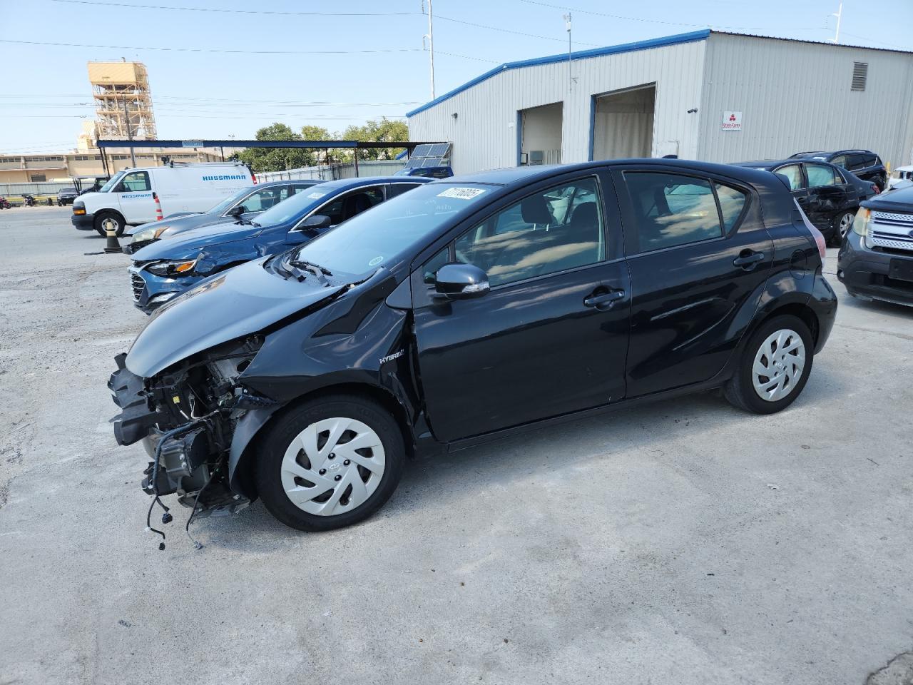 TOYOTA PRIUS C 2016