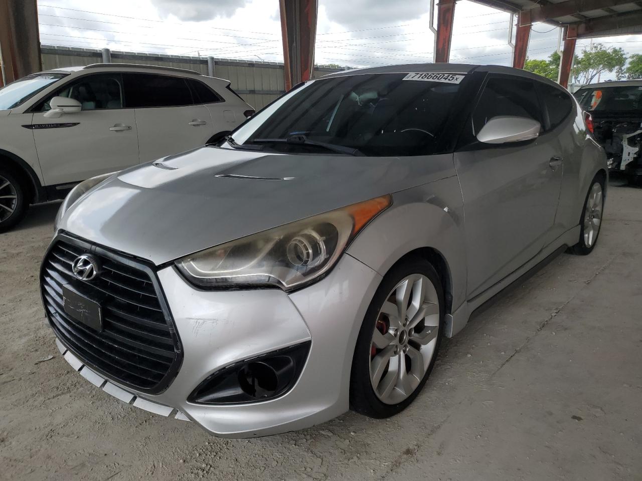 HYUNDAI VELOSTER T 2015