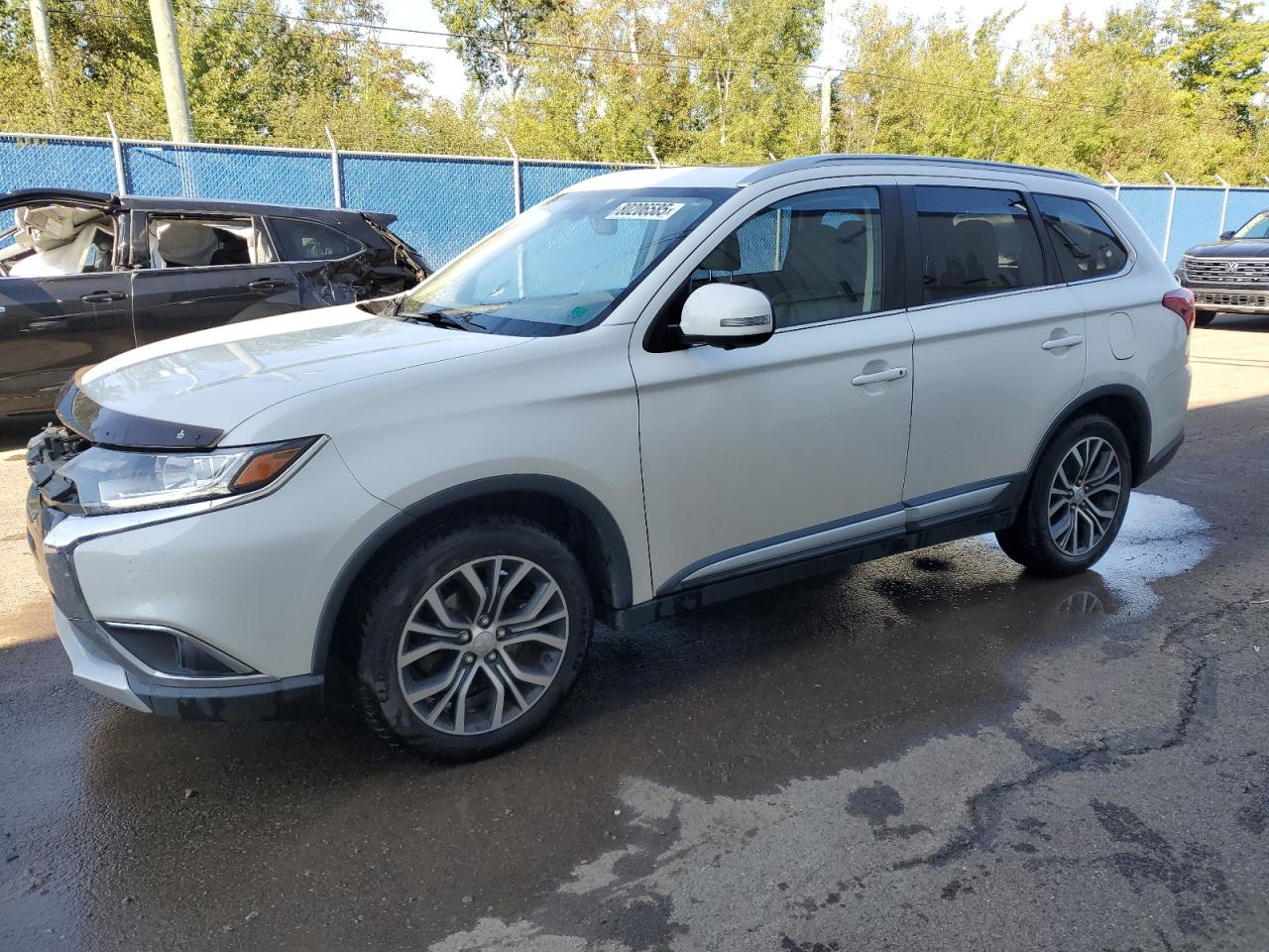 MITSUBISHI OUTLANDER 2018