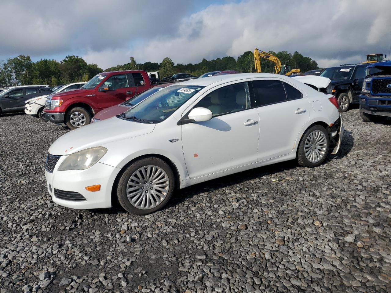 SUZUKI KIZASHI SE 2011