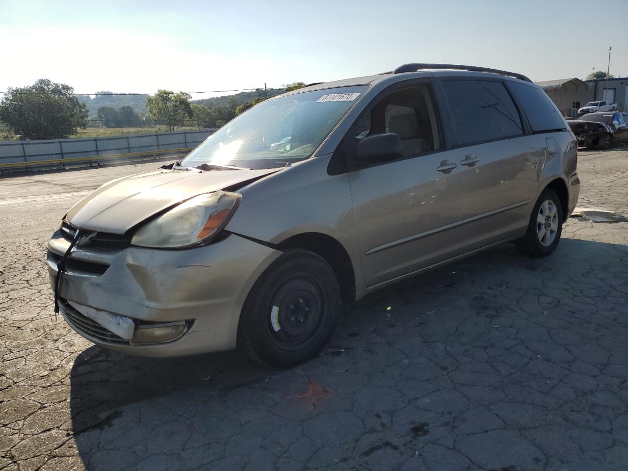TOYOTA SIENNA CE 2004