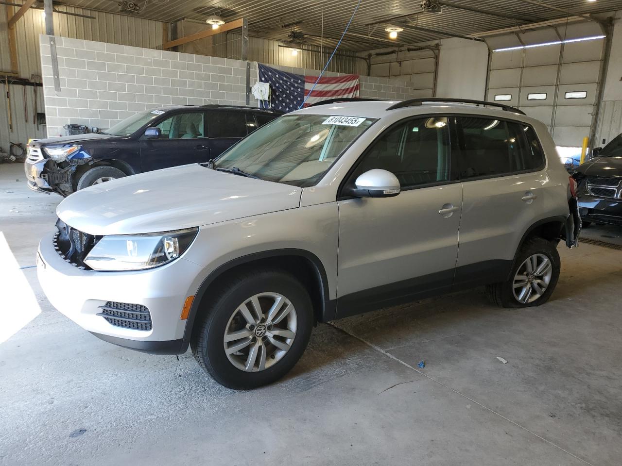 VOLKSWAGEN TIGUAN 2015