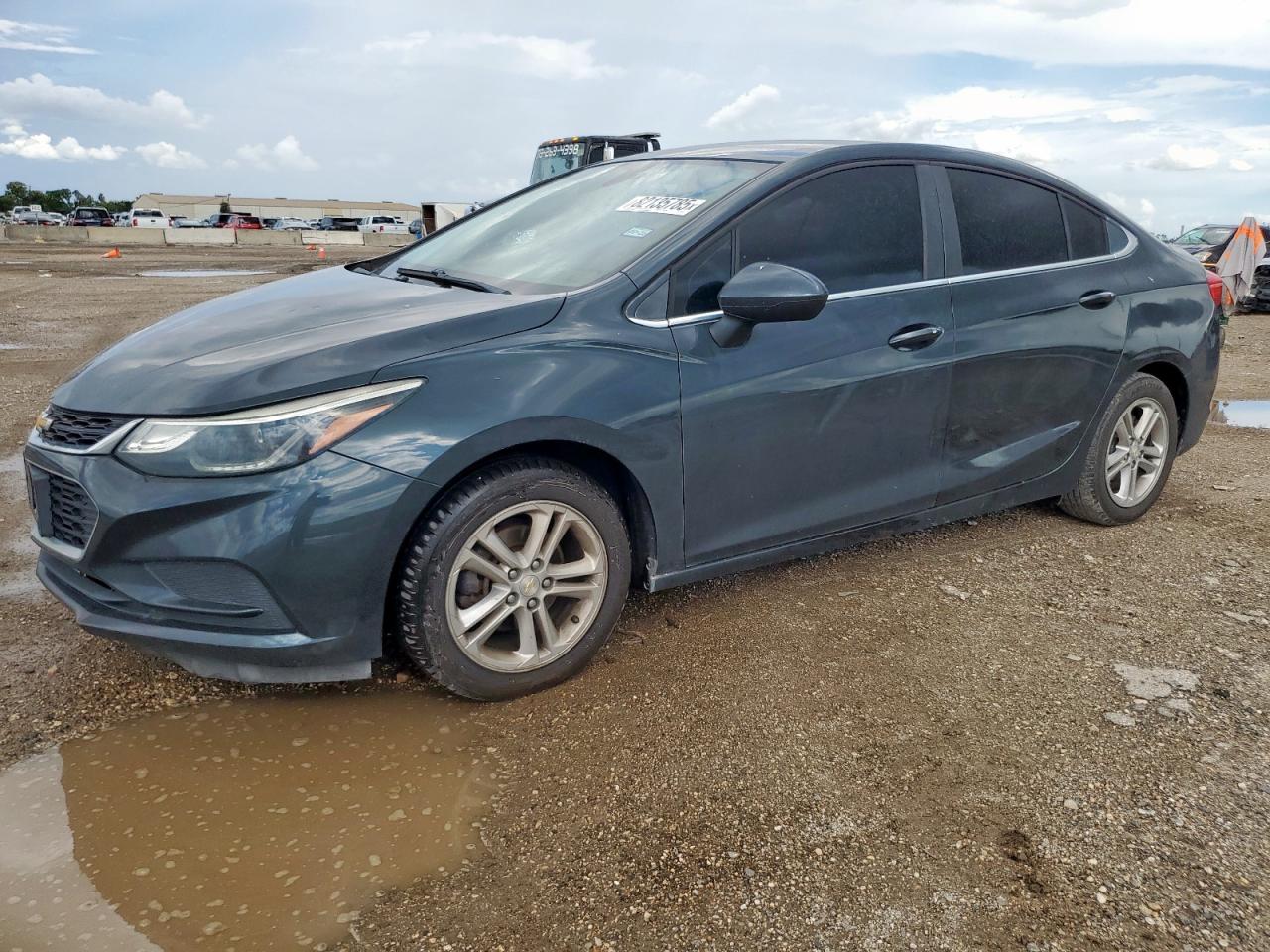 CHEVROLET CRUZE LT 2017