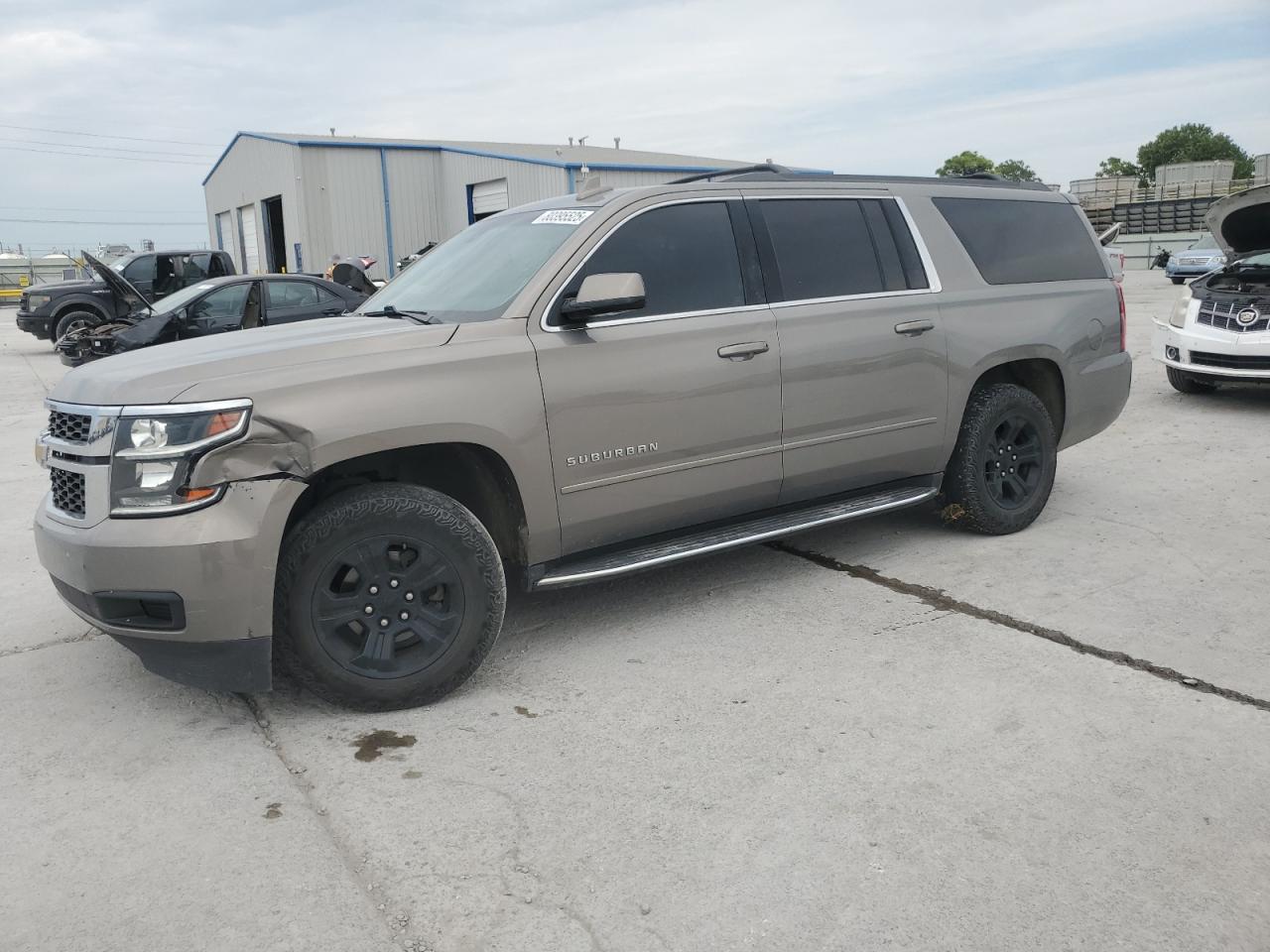 CHEVROLET SUBURBAN 2017