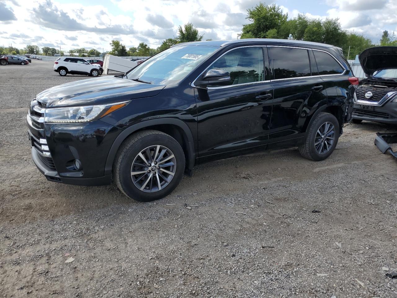 TOYOTA HIGHLANDER 2018