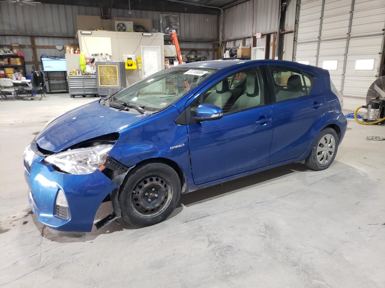TOYOTA PRIUS C 2012