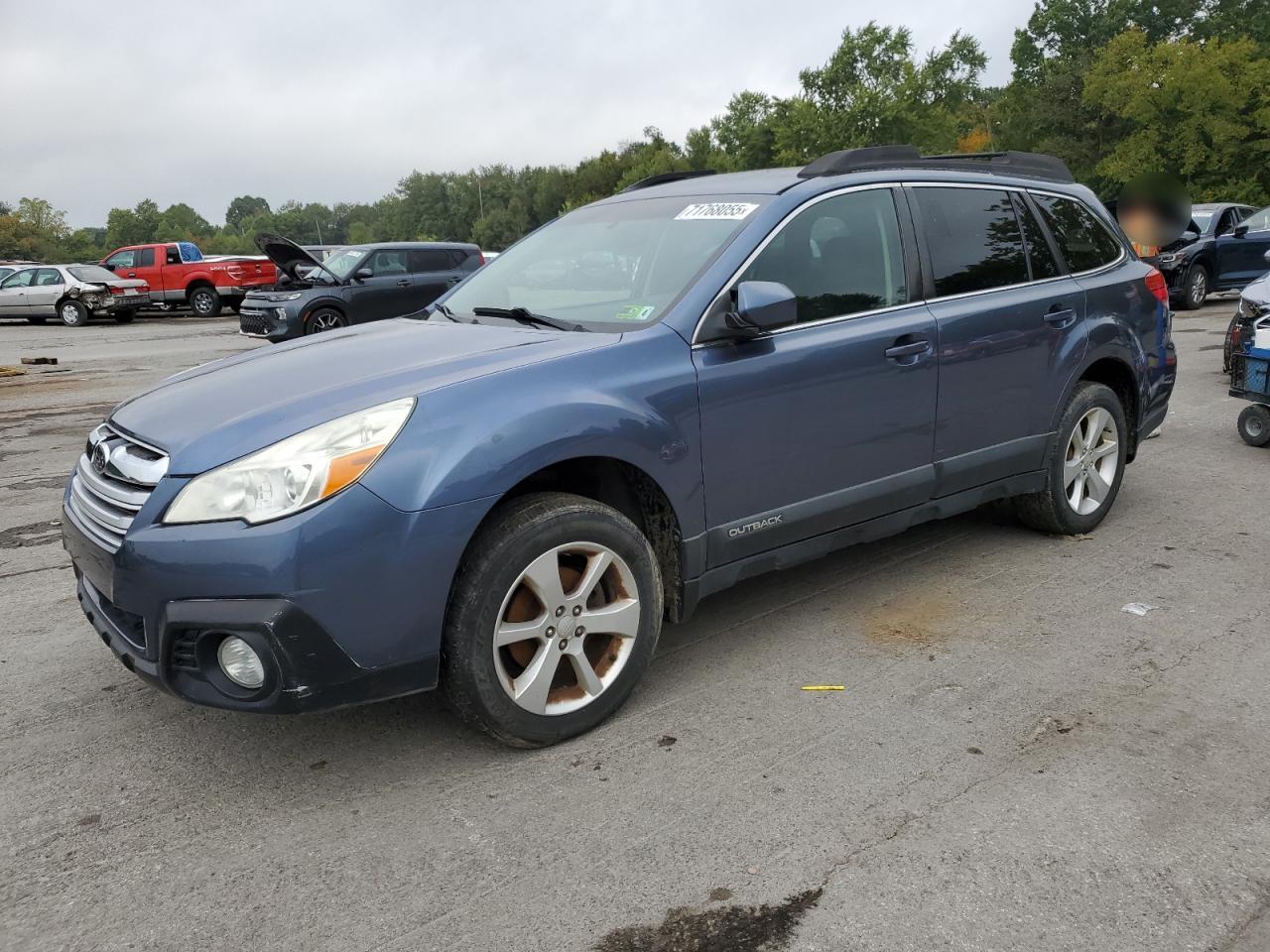 SUBARU OUTBACK 2. 2013