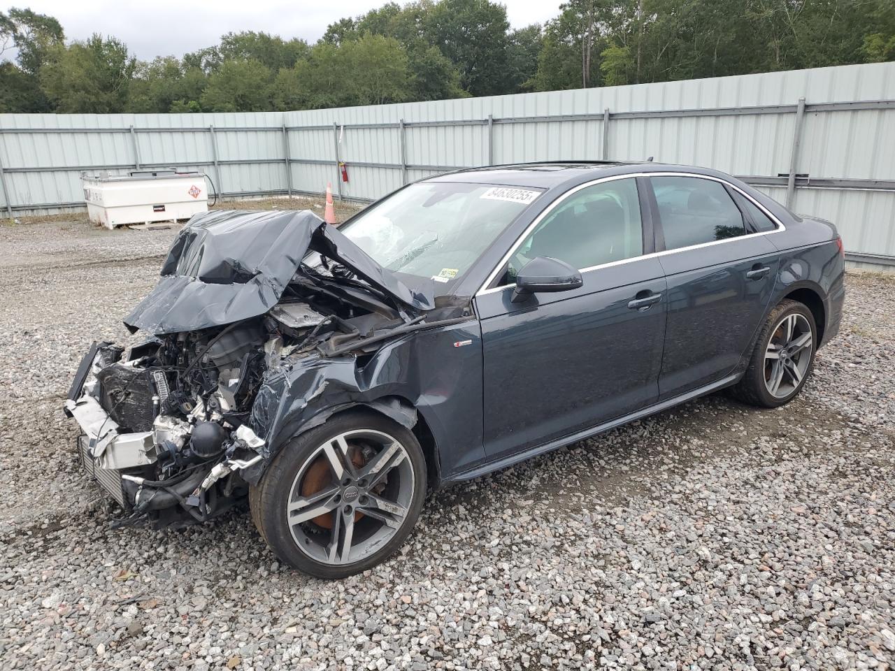 AUDI A4 2017