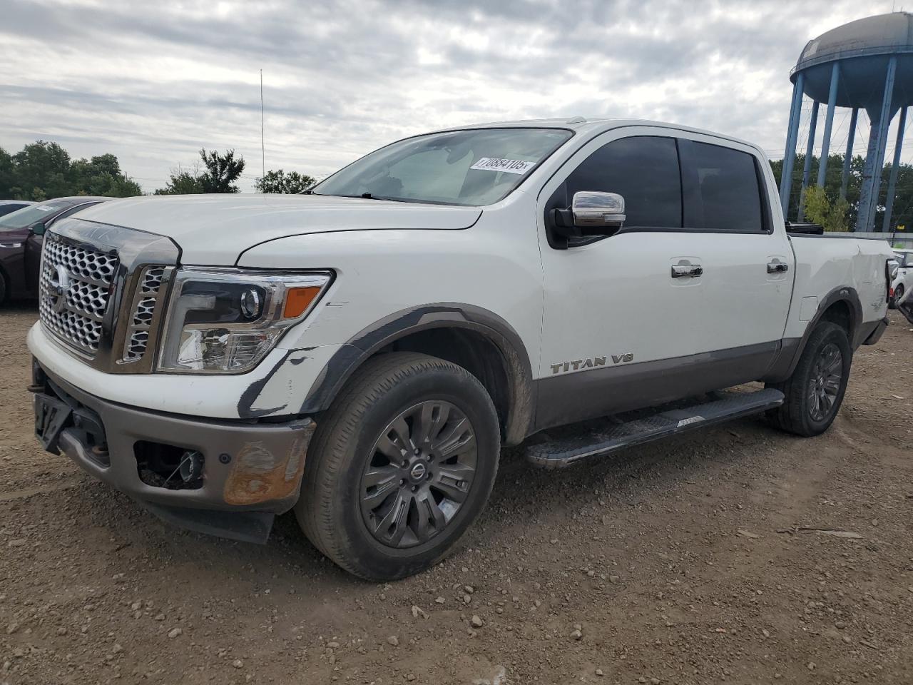 NISSAN TITAN SV 2018